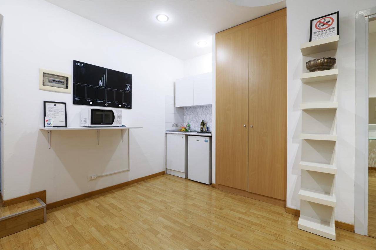 Luminoso Appartamento Con Balcone In Cadorna Μιλάνο Εξωτερικό φωτογραφία